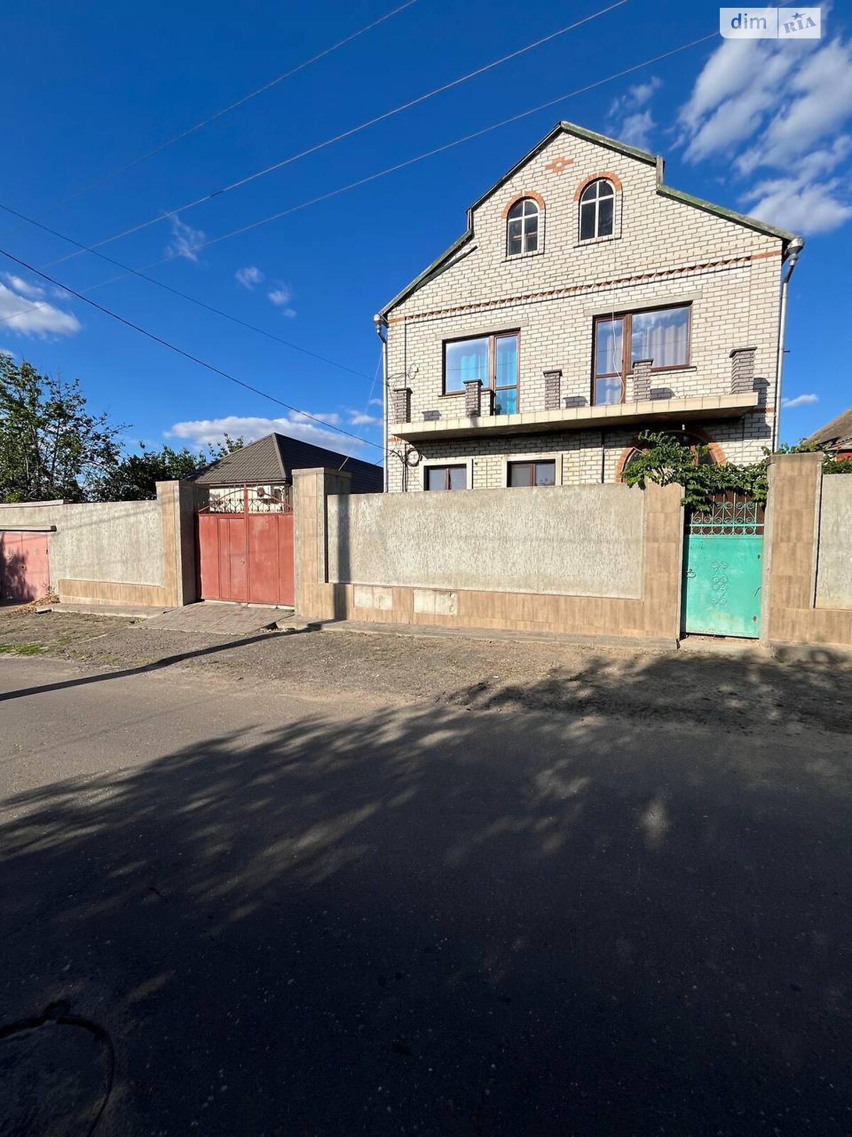 двоповерховий будинок з верандою, 270 кв. м, цегла. Продаж в Миколаєві, район Старий Водопій фото 1 двоповерховий будинок з верандою, 270 кв. м, цегла. Продаж в Миколаєві, район Старий Водопій фото 1