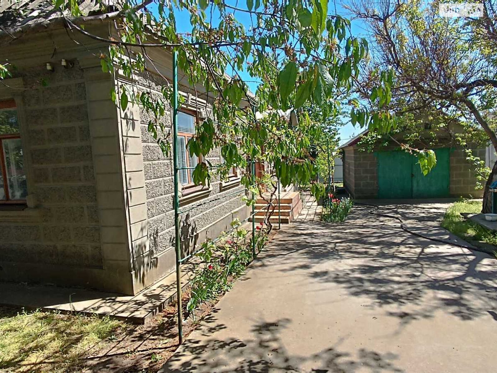 одноповерховий будинок з гаражем, 93 кв. м, кирпич. Продаж в Миколаєві, район Терновка фото 1 одноповерховий будинок з гаражем, 93 кв. м, кирпич. Продаж в Миколаєві, район Терновка фото 1