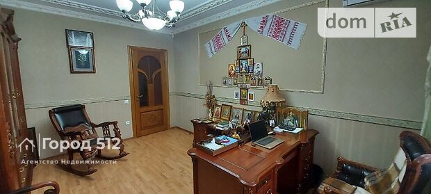 трехэтажный дом с подвалом, 338.5 кв. м, кирпич. Продажа в Николаеве район Центр фото 1 трехэтажный дом с подвалом, 338.5 кв. м, кирпич. Продажа в Николаеве район Центр фото 1