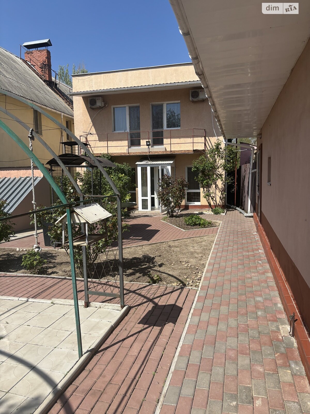 двухэтажный дом, 140 кв. м, кирпич. Продажа в Николаеве район Центр фото 1 двухэтажный дом, 140 кв. м, кирпич. Продажа в Николаеве район Центр фото 1