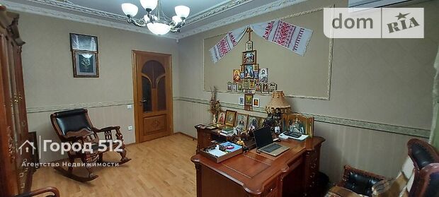 трехэтажный дом с балконом, 338.5 кв. м, кирпич. Продажа в Николаеве район Центральный фото 1 трехэтажный дом с балконом, 338.5 кв. м, кирпич. Продажа в Николаеве район Центральный фото 1
