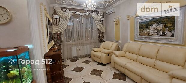трехэтажный дом с балконом, 338.5 кв. м, кирпич. Продажа в Николаеве район Центральный фото 1 трехэтажный дом с балконом, 338.5 кв. м, кирпич. Продажа в Николаеве район Центральный фото 1