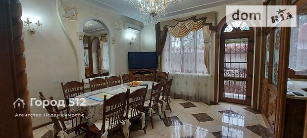 трехэтажный дом с балконом, 338.5 кв. м, кирпич. Продажа в Николаеве район Центральный фото 1 трехэтажный дом с балконом, 338.5 кв. м, кирпич. Продажа в Николаеве район Центральный фото 1