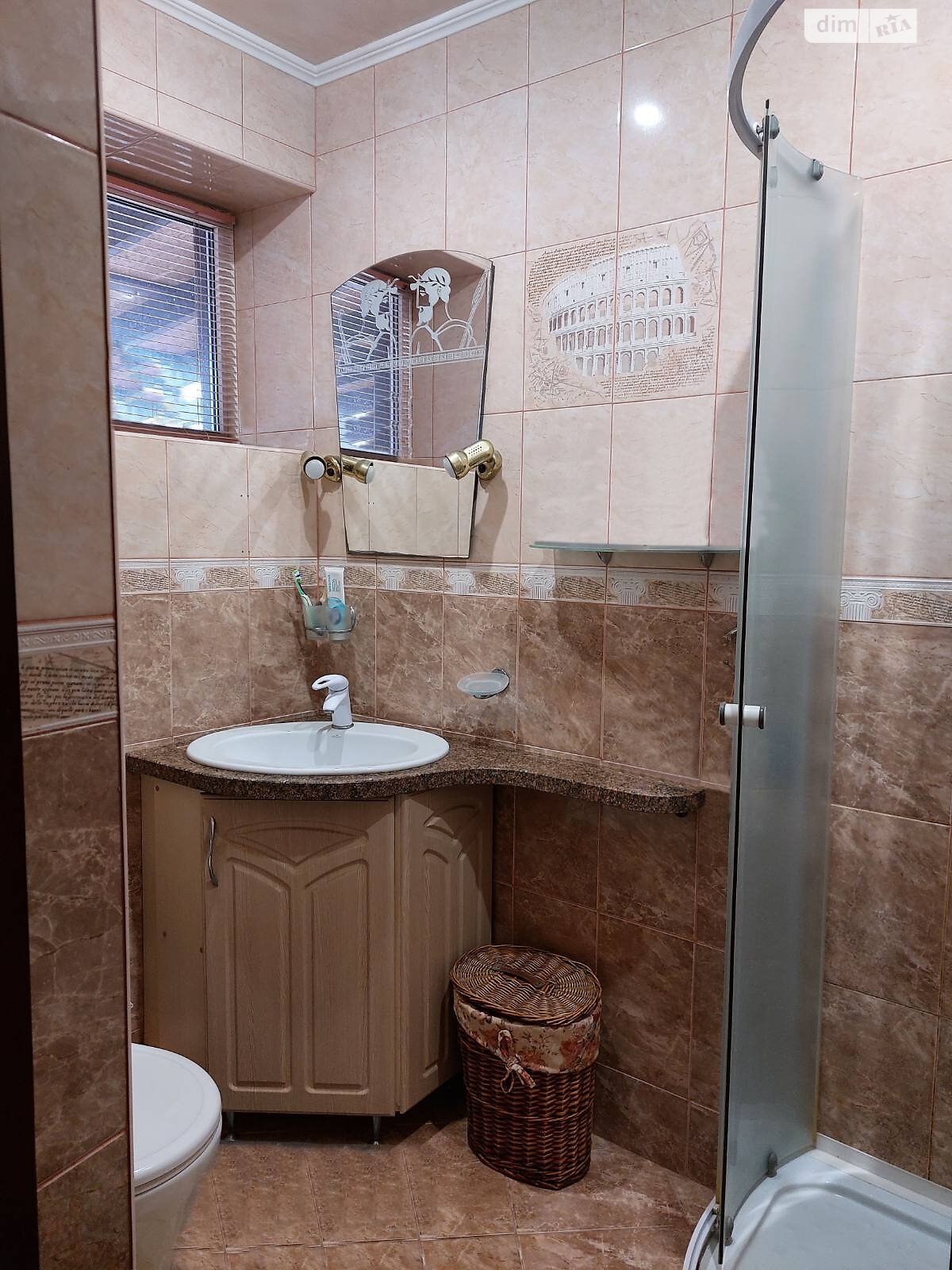 триповерховий будинок з верандою, 224.4 кв. м, ракушняк. Продаж в Миколаєві, район Центральний фото 1 триповерховий будинок з верандою, 224.4 кв. м, ракушняк. Продаж в Миколаєві, район Центральний фото 1