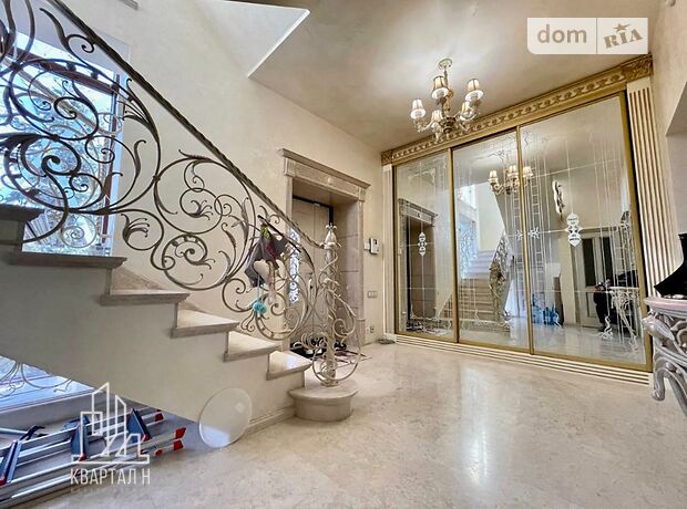 триповерховий будинок, 270 кв. м, цегла. Продаж в Миколаєві, район Центральний фото 1 триповерховий будинок, 270 кв. м, цегла. Продаж в Миколаєві, район Центральний фото 1