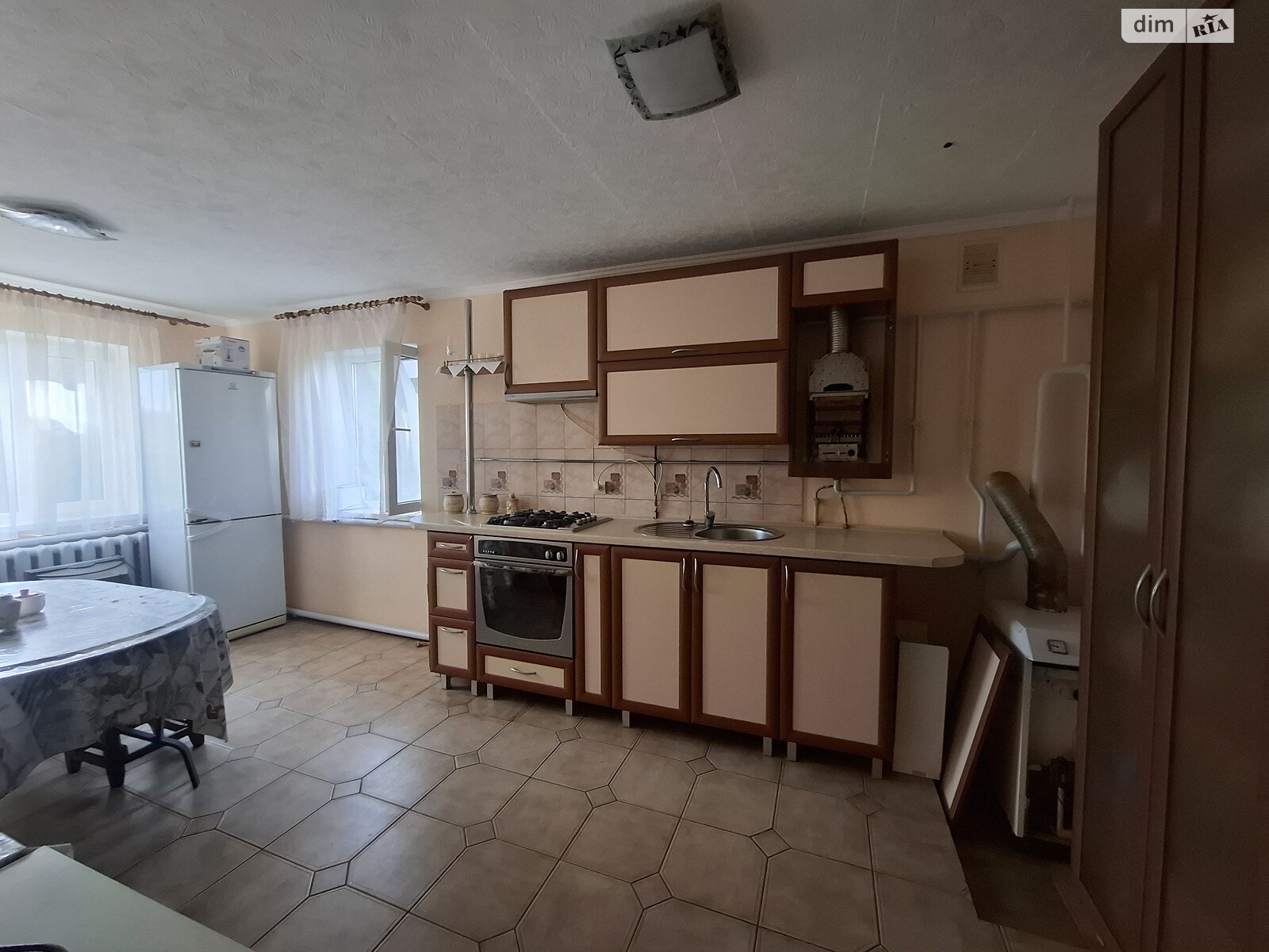 одноэтажный дом с отоплением, 92 кв. м, кирпич. Продажа в Николаеве район Центральный фото 1 одноэтажный дом с отоплением, 92 кв. м, кирпич. Продажа в Николаеве район Центральный фото 1