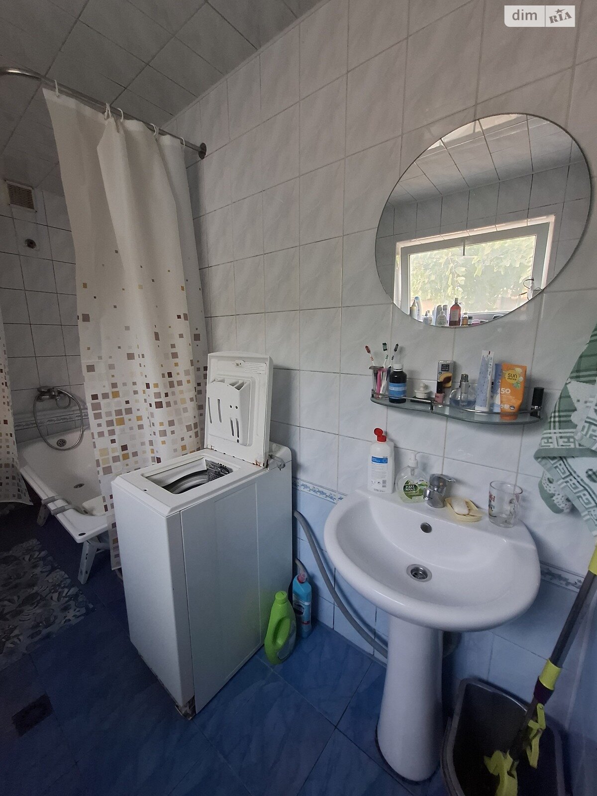 одноэтажный дом с отоплением, 92 кв. м, кирпич. Продажа в Николаеве район Центральный фото 1 одноэтажный дом с отоплением, 92 кв. м, кирпич. Продажа в Николаеве район Центральный фото 1