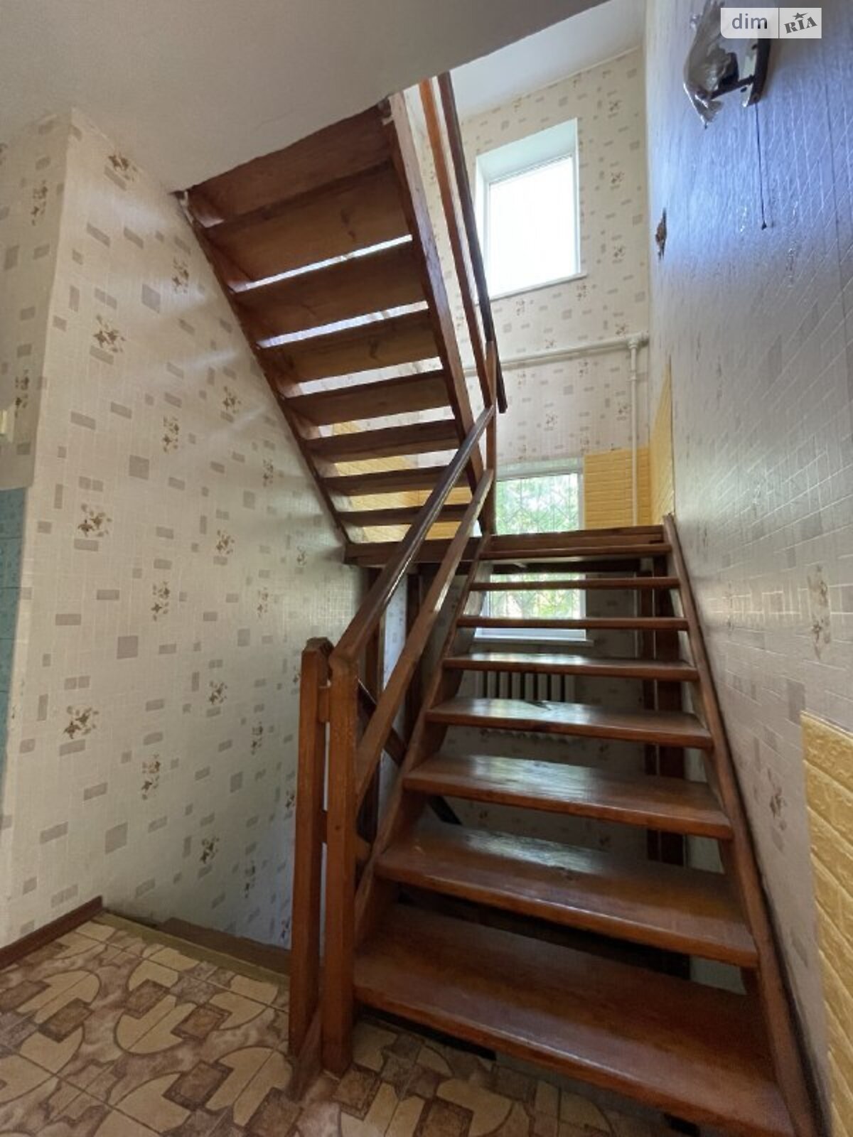 триповерховий будинок з опаленням, 200 кв. м, цегла. Продаж в Миколаєві, район Центральний фото 1 триповерховий будинок з опаленням, 200 кв. м, цегла. Продаж в Миколаєві, район Центральний фото 1