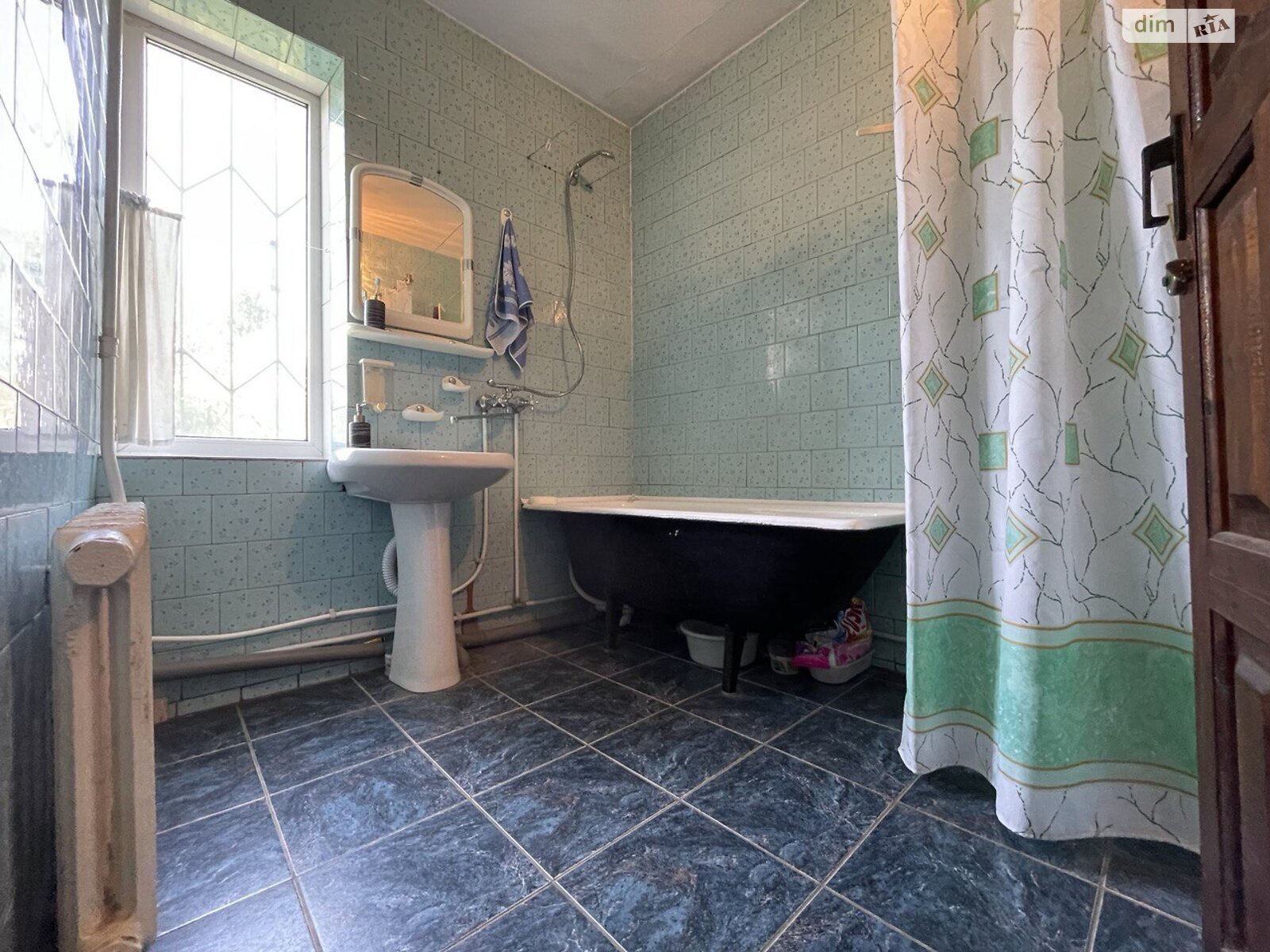 триповерховий будинок з опаленням, 200 кв. м, цегла. Продаж в Миколаєві, район Центральний фото 1 триповерховий будинок з опаленням, 200 кв. м, цегла. Продаж в Миколаєві, район Центральний фото 1