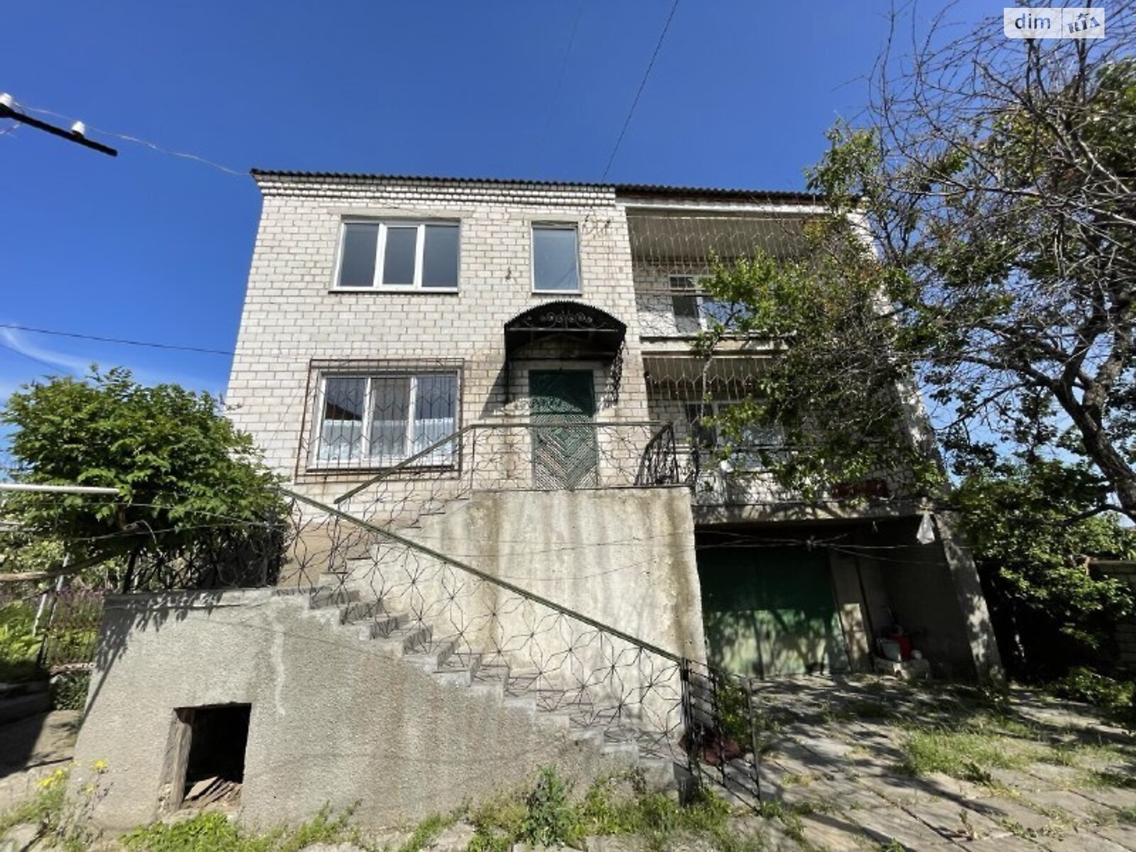 триповерховий будинок з опаленням, 200 кв. м, цегла. Продаж в Миколаєві, район Центральний фото 1 триповерховий будинок з опаленням, 200 кв. м, цегла. Продаж в Миколаєві, район Центральний фото 1
