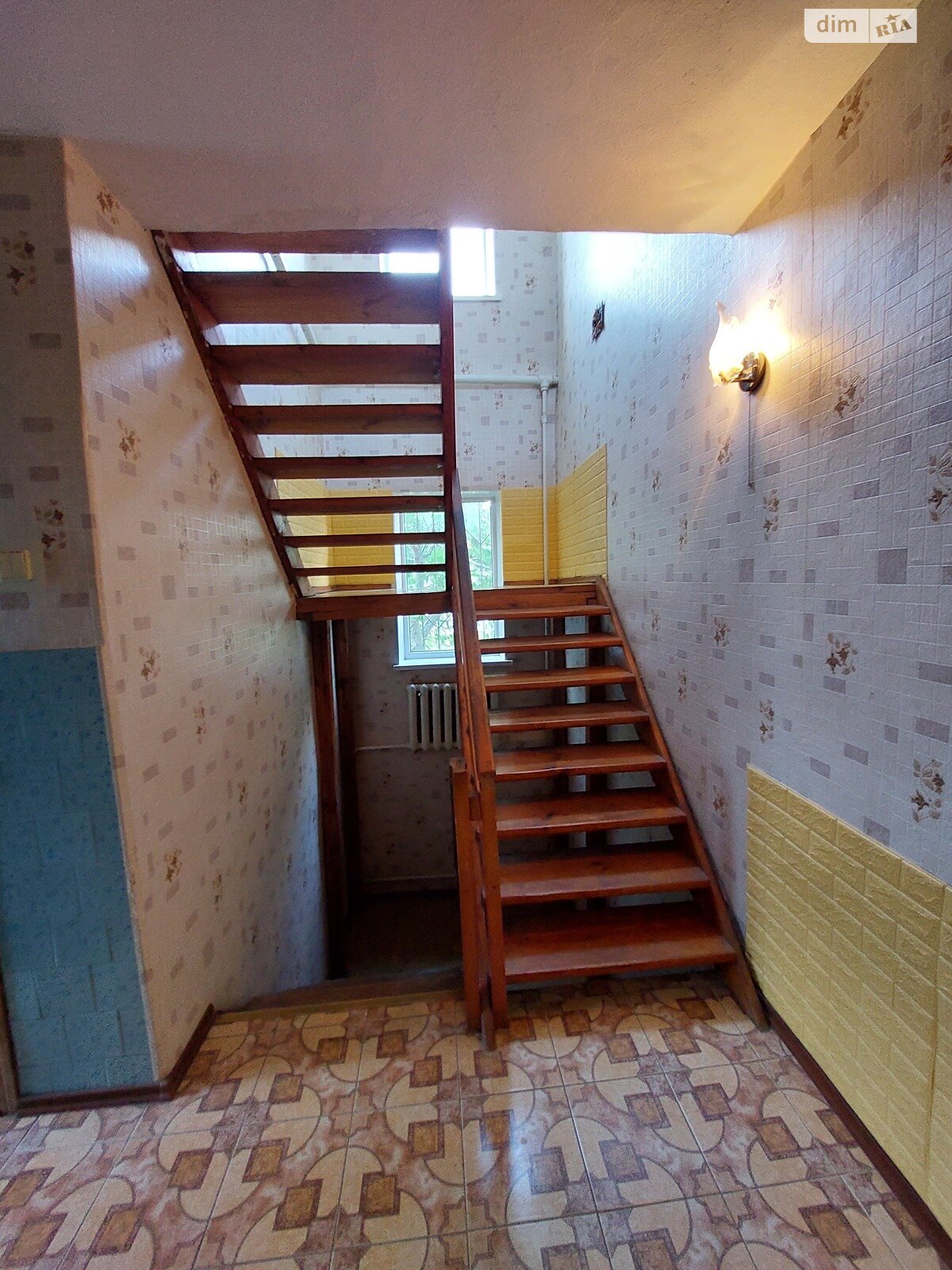 двоповерховий будинок з балконом, 200.2 кв. м, бутовий камінь. Продаж в Миколаєві, район Центральний фото 1 двоповерховий будинок з балконом, 200.2 кв. м, бутовий камінь. Продаж в Миколаєві, район Центральний фото 1