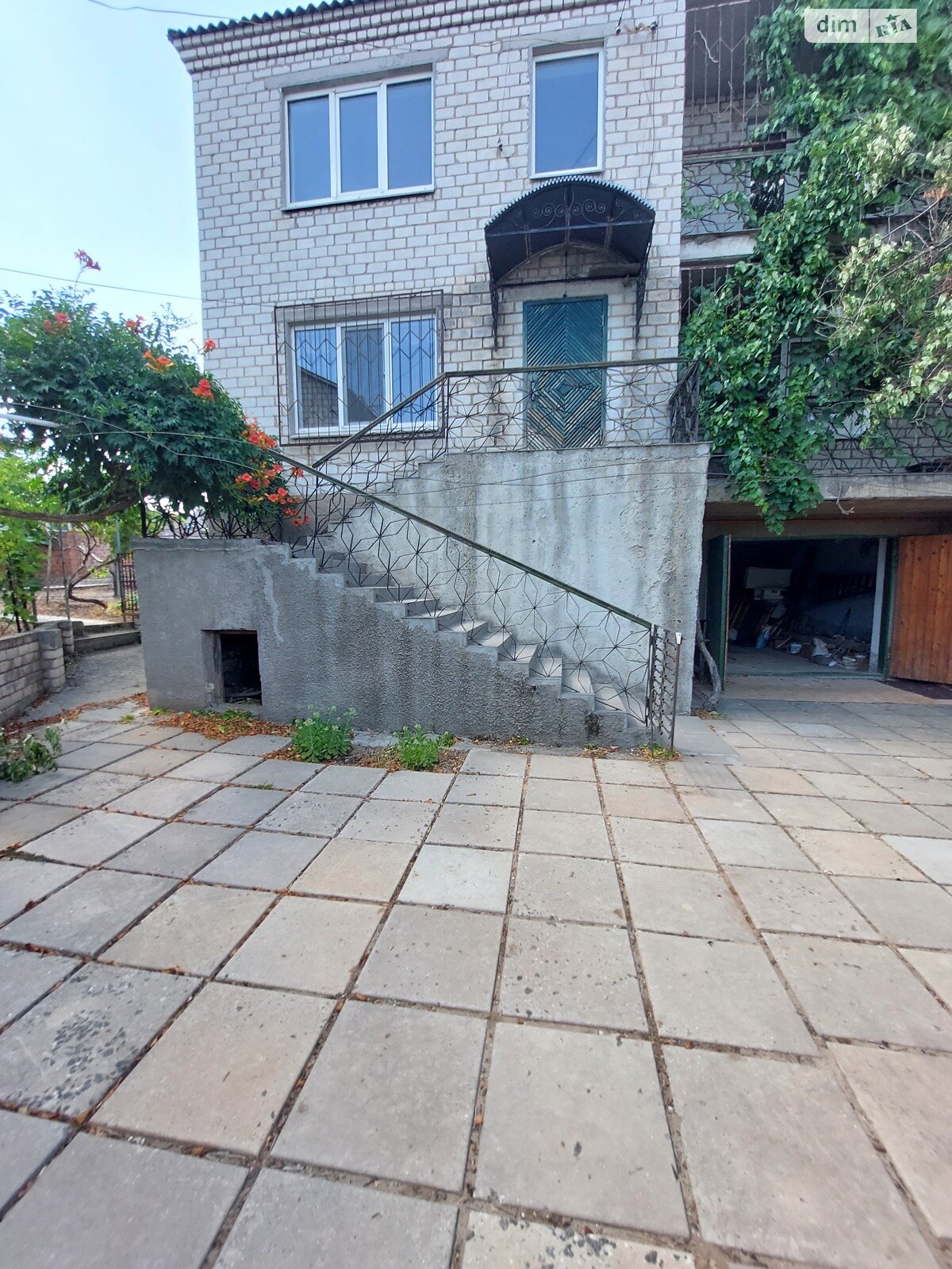 двоповерховий будинок з балконом, 200.2 кв. м, бутовий камінь. Продаж в Миколаєві, район Центральний фото 1 двоповерховий будинок з балконом, 200.2 кв. м, бутовий камінь. Продаж в Миколаєві, район Центральний фото 1
