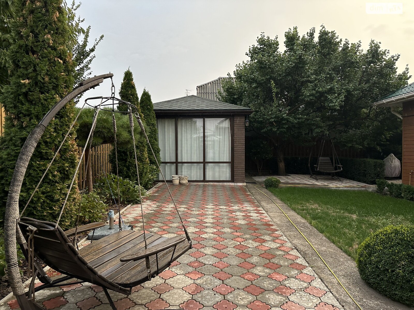 двухэтажный дом с гаражом, 180 кв. м, кирпич. Продажа в Николаеве район Центральный фото 1 двухэтажный дом с гаражом, 180 кв. м, кирпич. Продажа в Николаеве район Центральный фото 1