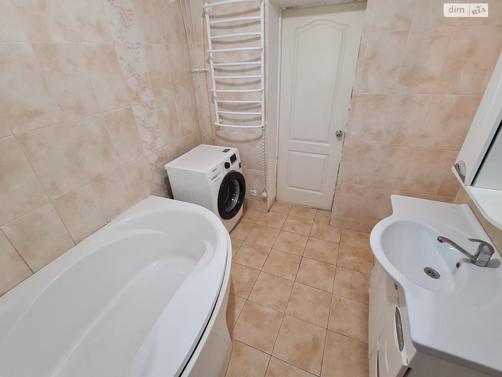 двухэтажный дом, 125.9 кв. м, шлакоблок. Продажа в Николаеве район Центральный фото 1 двухэтажный дом, 125.9 кв. м, шлакоблок. Продажа в Николаеве район Центральный фото 1