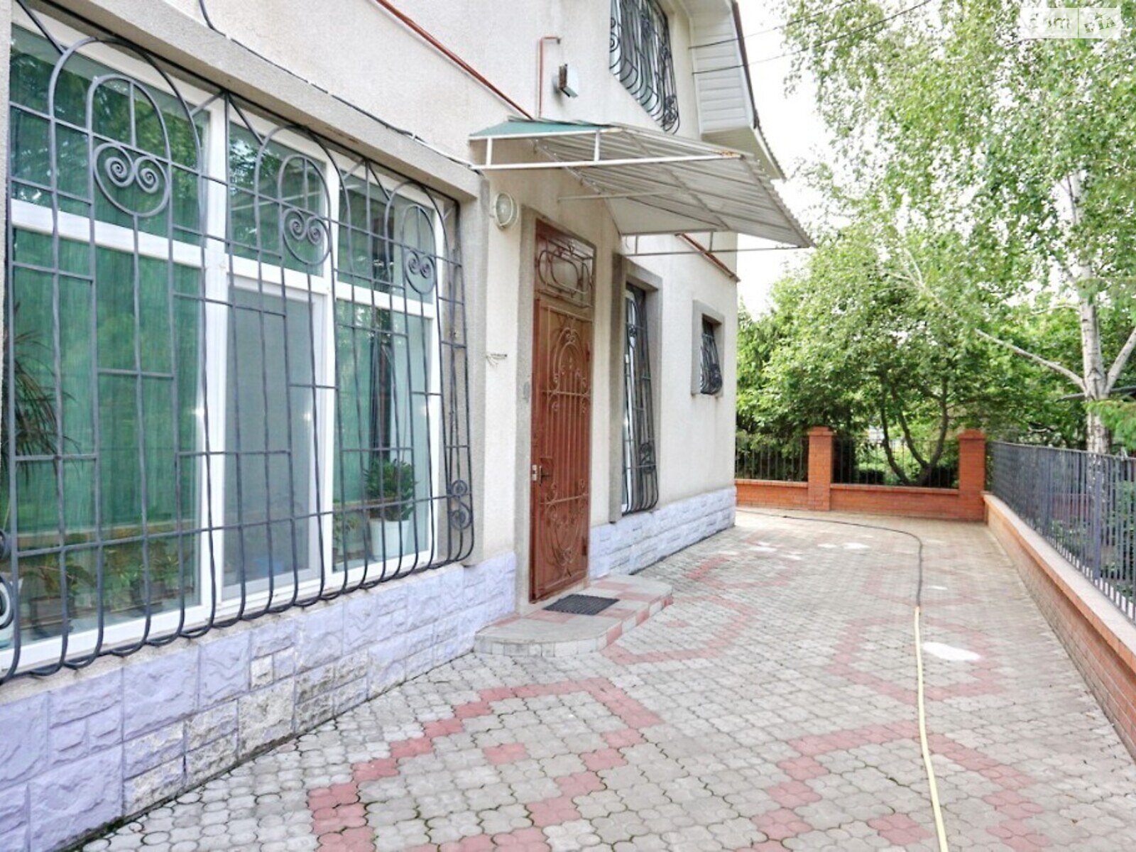 двухэтажный дом с балконом, 255 кв. м, ракушечник (ракушняк). Продажа в Николаеве район Центральный фото 1