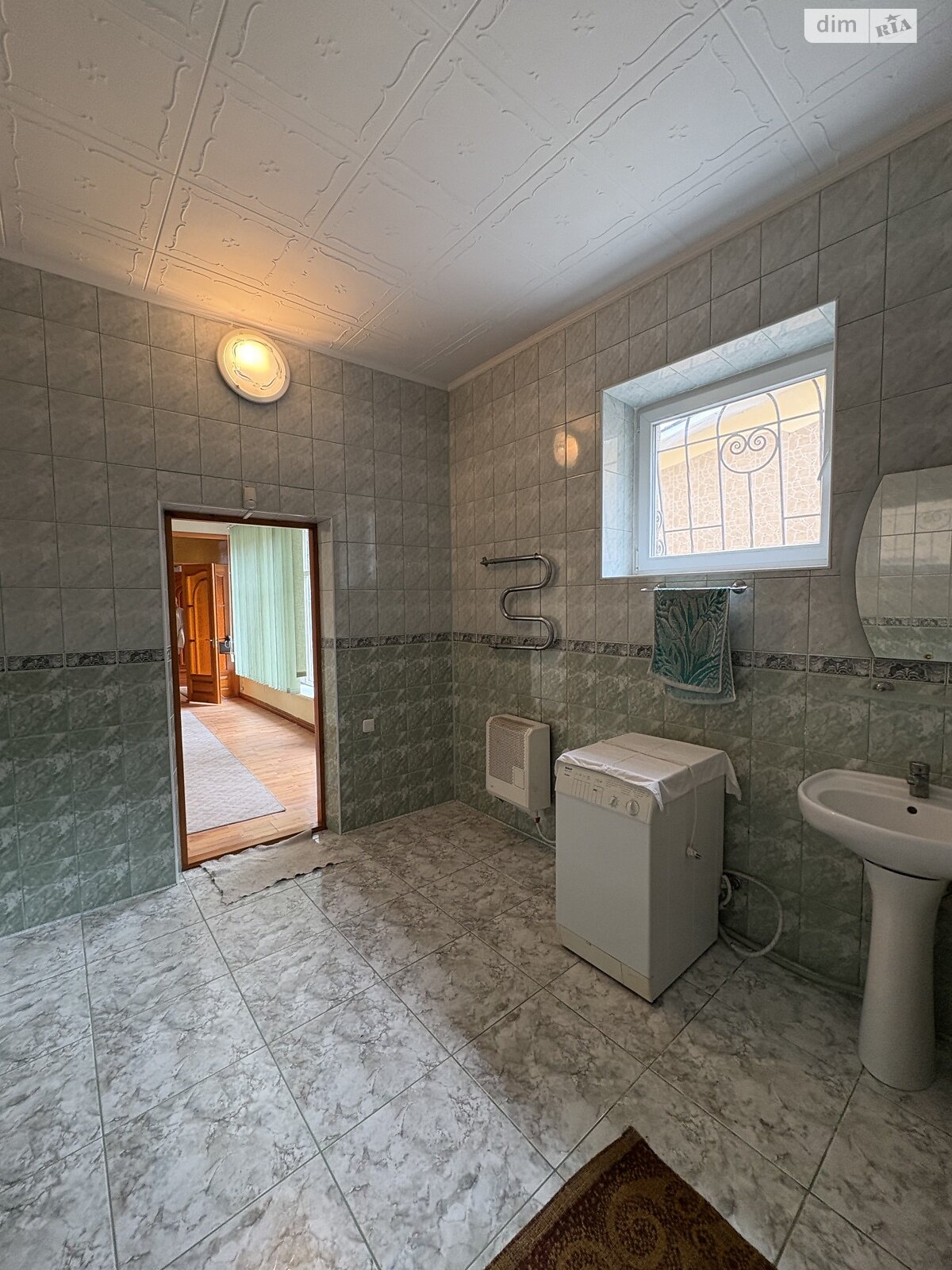 двухэтажный дом с верандой, 250 кв. м, инкерманский камень. Продажа в Николаеве район Центральный фото 1 двухэтажный дом с верандой, 250 кв. м, инкерманский камень. Продажа в Николаеве район Центральный фото 1