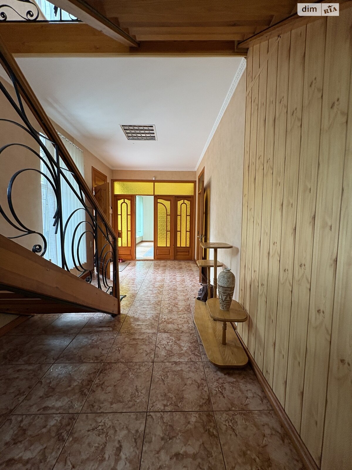 двухэтажный дом с верандой, 250 кв. м, инкерманский камень. Продажа в Николаеве район Центральный фото 1 двухэтажный дом с верандой, 250 кв. м, инкерманский камень. Продажа в Николаеве район Центральный фото 1