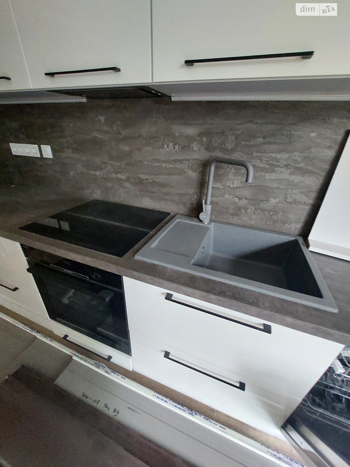 двухэтажный дом с верандой, 100 кв. м, газобетон. Продажа в Николаеве район Центральный фото 1 двухэтажный дом с верандой, 100 кв. м, газобетон. Продажа в Николаеве район Центральный фото 1