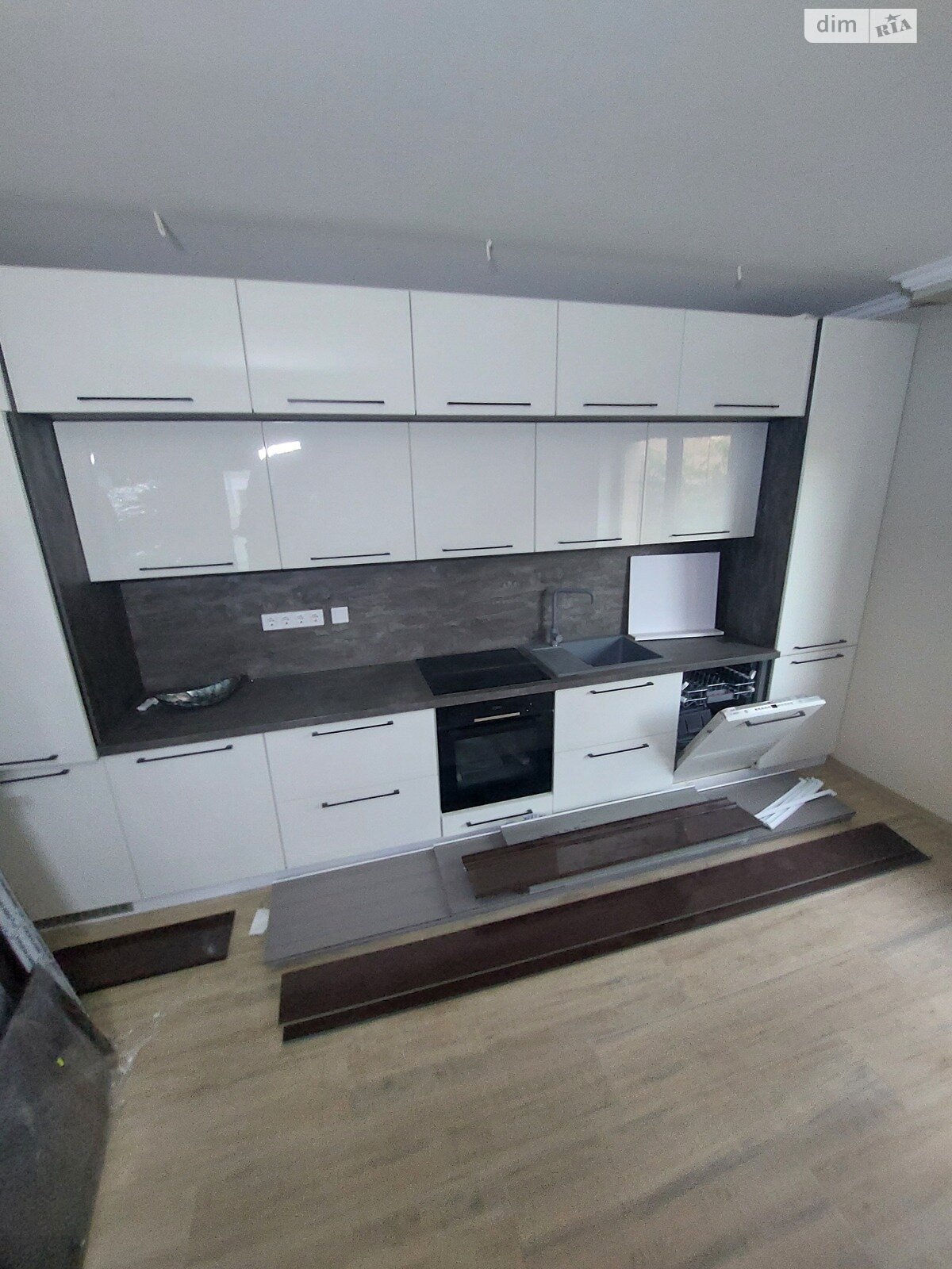 двухэтажный дом с верандой, 100 кв. м, газобетон. Продажа в Николаеве район Центральный фото 1 двухэтажный дом с верандой, 100 кв. м, газобетон. Продажа в Николаеве район Центральный фото 1