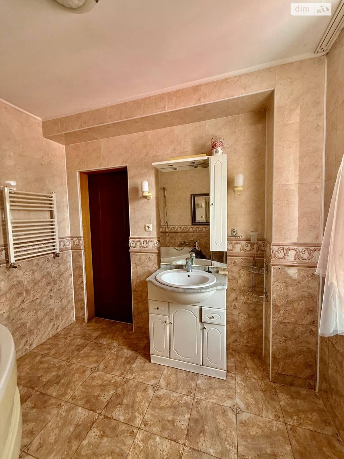 четырехэтажный дом с гаражом, 303.6 кв. м, кирпич. Продажа в Николаеве район Центральный фото 1 четырехэтажный дом с гаражом, 303.6 кв. м, кирпич. Продажа в Николаеве район Центральный фото 1
