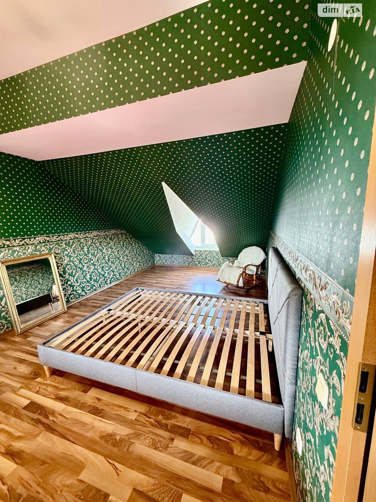 четырехэтажный дом с гаражом, 303.6 кв. м, кирпич. Продажа в Николаеве район Центральный фото 1 четырехэтажный дом с гаражом, 303.6 кв. м, кирпич. Продажа в Николаеве район Центральный фото 1