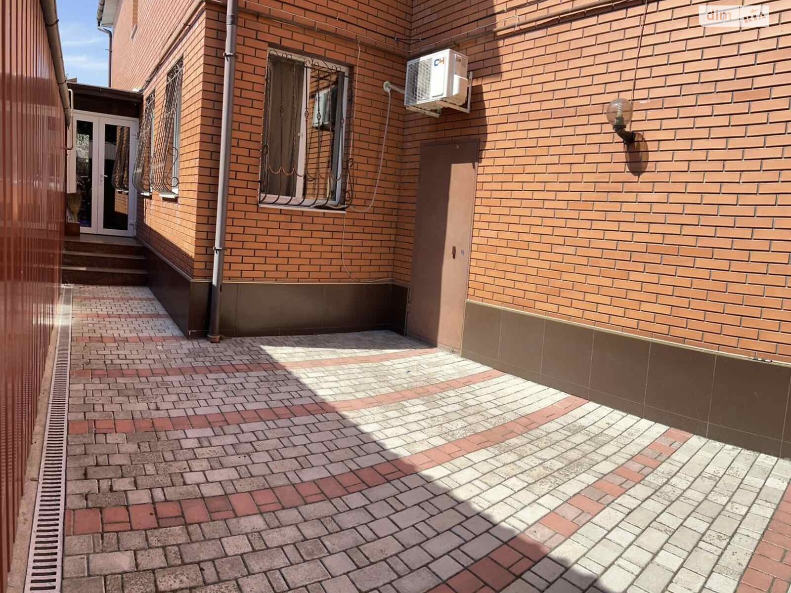 двухэтажный дом с гаражом, 157.1 кв. м, пеноблок. Продажа в Николаеве район Центральный фото 1 двухэтажный дом с гаражом, 157.1 кв. м, пеноблок. Продажа в Николаеве район Центральный фото 1