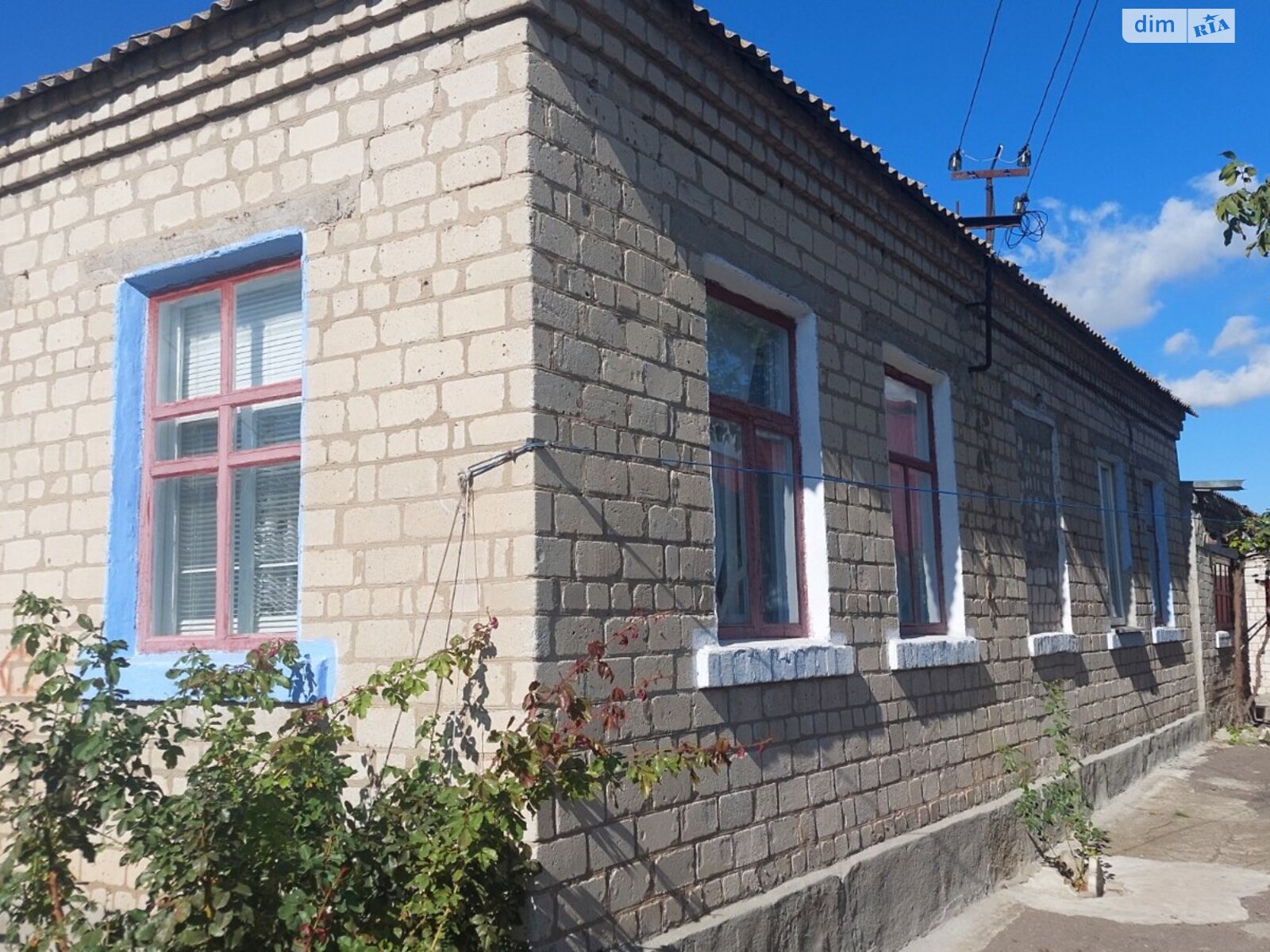 одноповерховий будинок з гаражем, 90.9 кв. м, цегла. Продаж в Миколаєві, район Центральний фото 1 одноповерховий будинок з гаражем, 90.9 кв. м, цегла. Продаж в Миколаєві, район Центральний фото 1