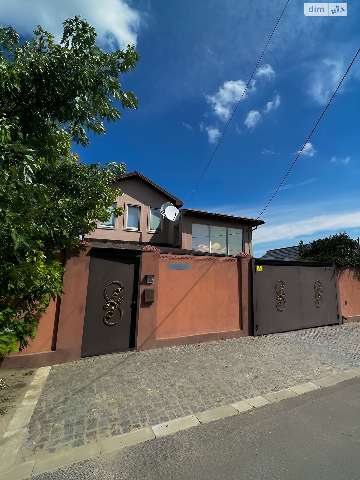 двухэтажный дом с гаражом, 145.6 кв. м, кирпич. Продажа в Николаеве район Варваровка фото 1 двухэтажный дом с гаражом, 145.6 кв. м, кирпич. Продажа в Николаеве район Варваровка фото 1