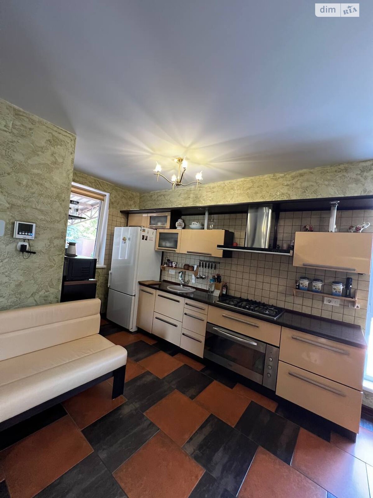 двухэтажный дом с гаражом, 145.6 кв. м, кирпич. Продажа в Николаеве район Варваровка фото 1 двухэтажный дом с гаражом, 145.6 кв. м, кирпич. Продажа в Николаеве район Варваровка фото 1