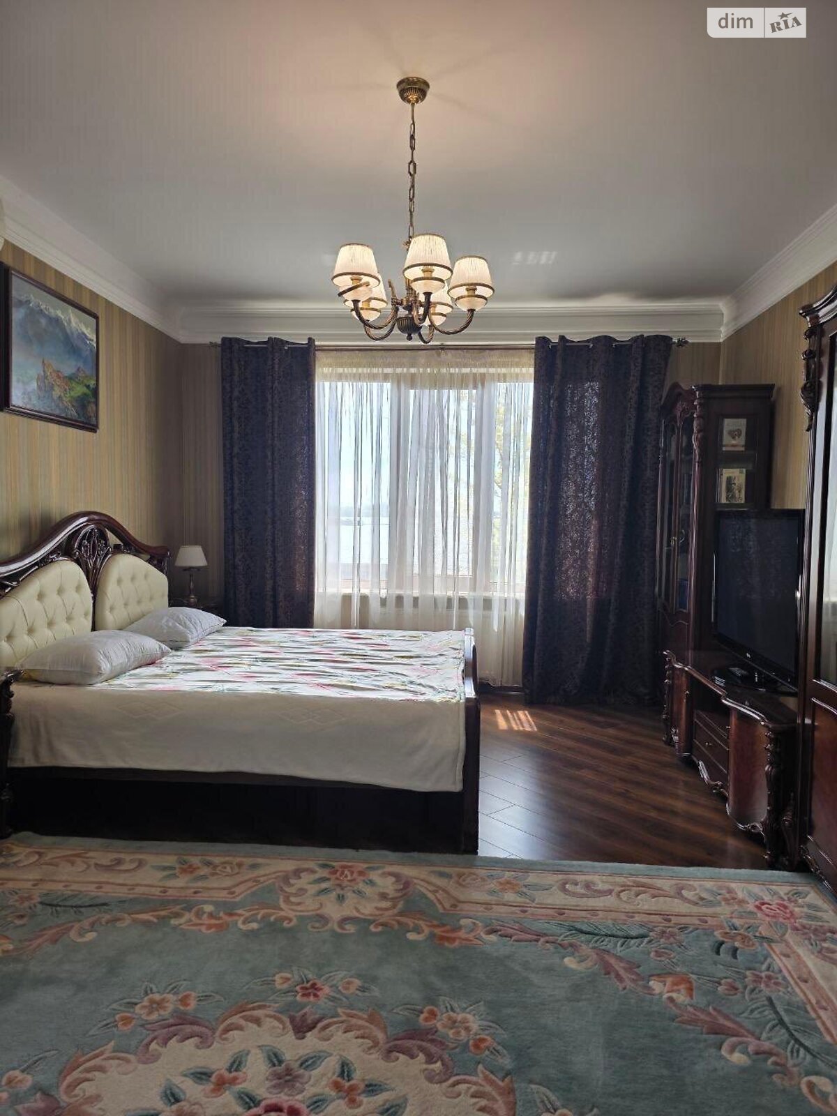 трехэтажный дом с верандой, 425.5 кв. м, ракушечник (ракушняк). Продажа в Николаеве район Варваровка фото 1 трехэтажный дом с верандой, 425.5 кв. м, ракушечник (ракушняк). Продажа в Николаеве район Варваровка фото 1