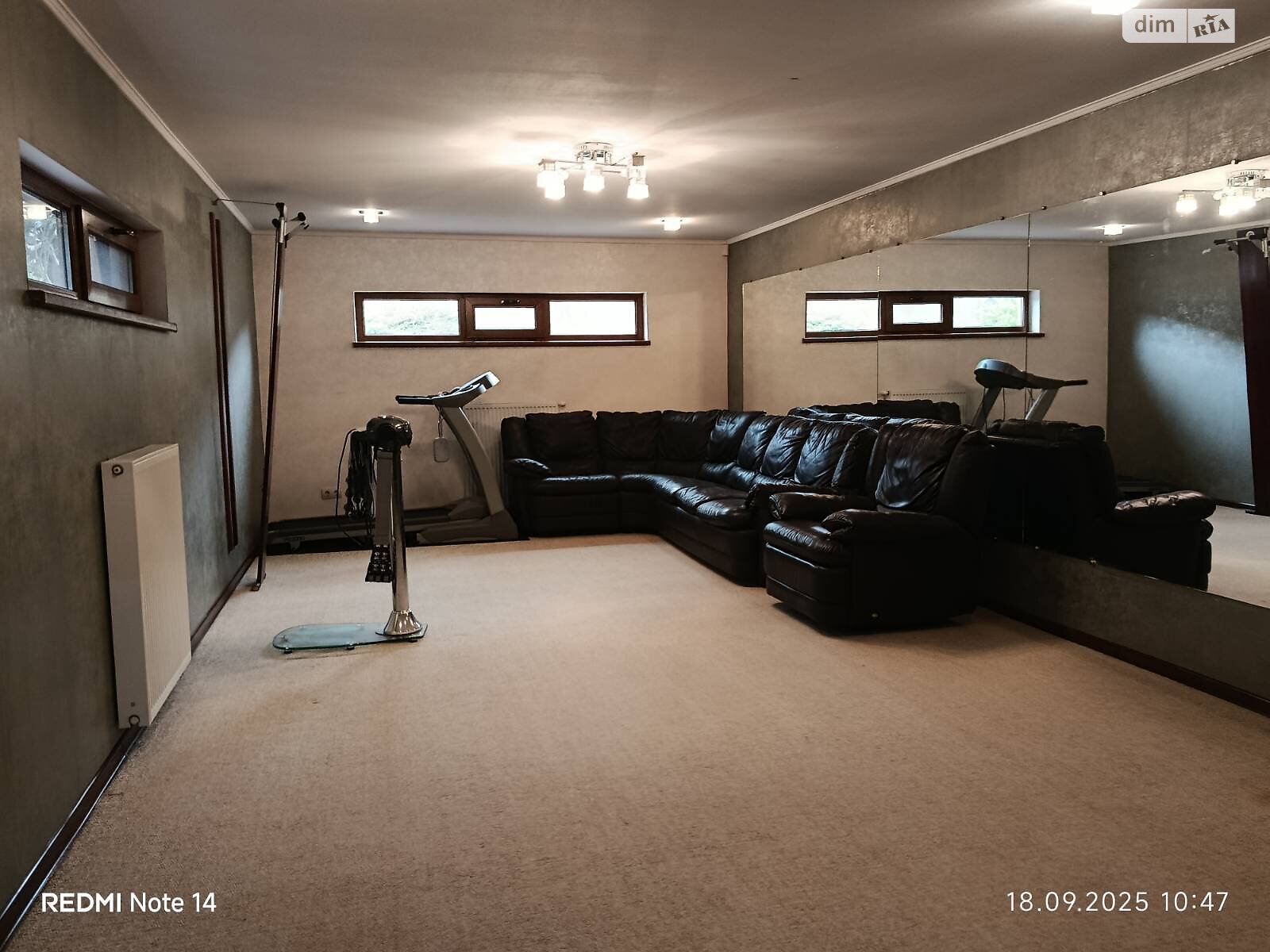 трехэтажный дом с верандой, 425.5 кв. м, ракушечник (ракушняк). Продажа в Николаеве район Варваровка фото 1 трехэтажный дом с верандой, 425.5 кв. м, ракушечник (ракушняк). Продажа в Николаеве район Варваровка фото 1