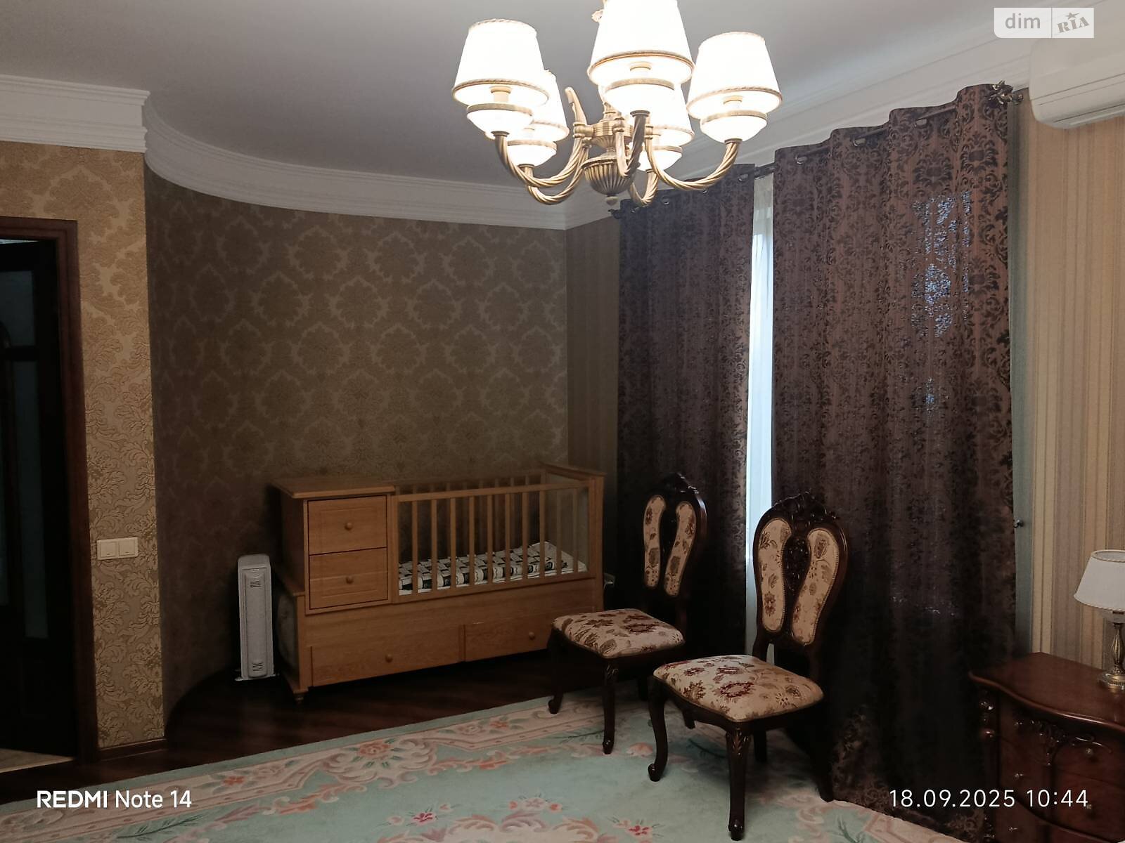 трехэтажный дом с верандой, 425.5 кв. м, ракушечник (ракушняк). Продажа в Николаеве район Варваровка фото 1 трехэтажный дом с верандой, 425.5 кв. м, ракушечник (ракушняк). Продажа в Николаеве район Варваровка фото 1