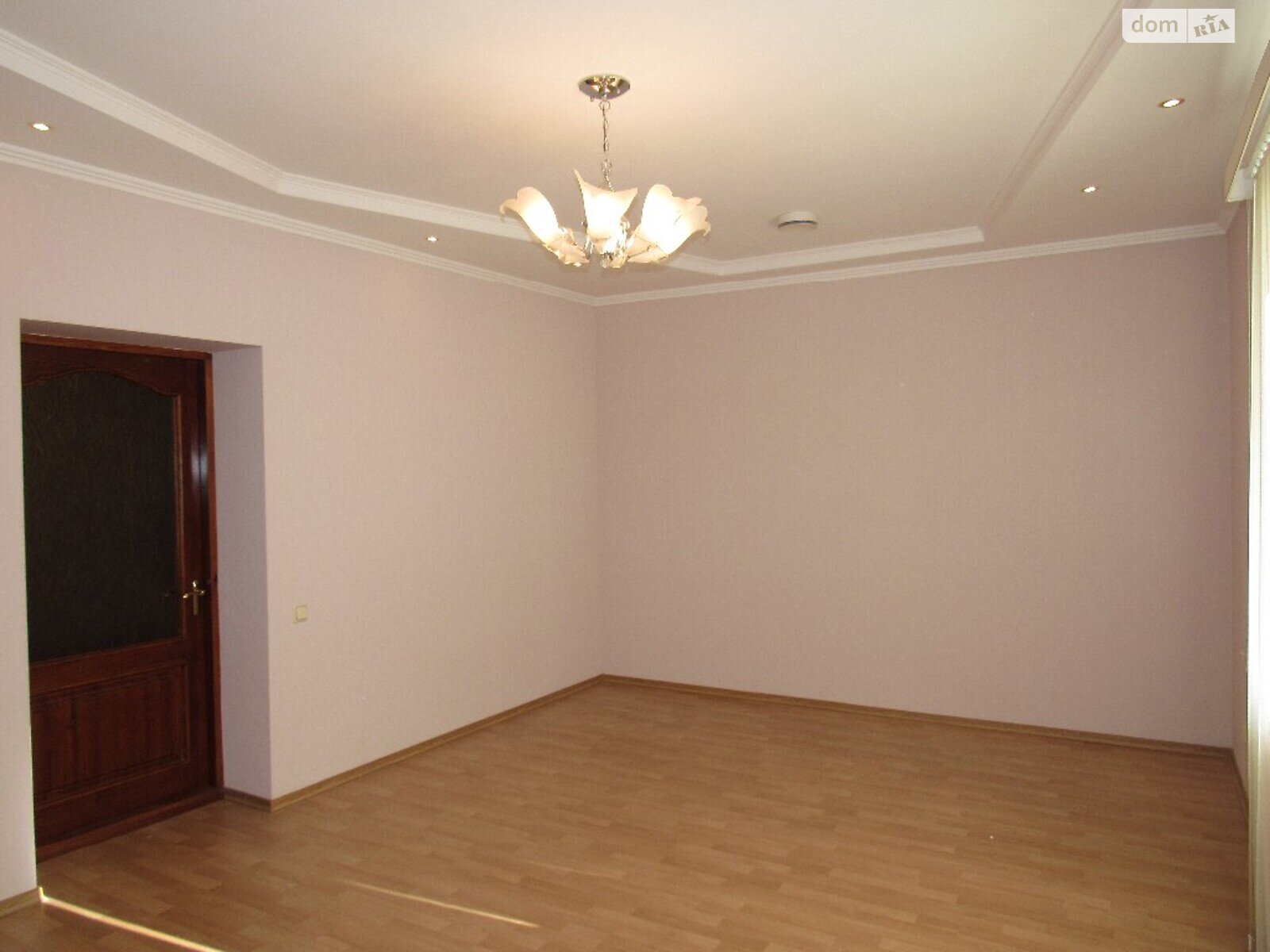 двухэтажный дом с ремонтом, 255 кв. м, кирпич. Продажа в Николаеве район Варваровка фото 1