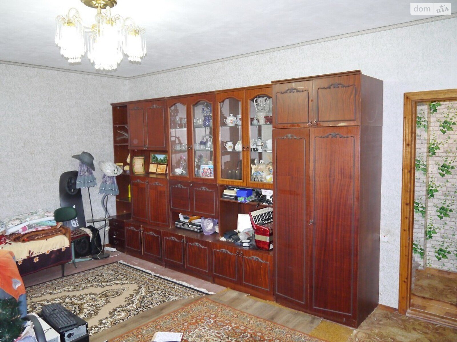 двухэтажный дом с балконом, 213 кв. м, кирпич. Продажа в Весняном фото 1