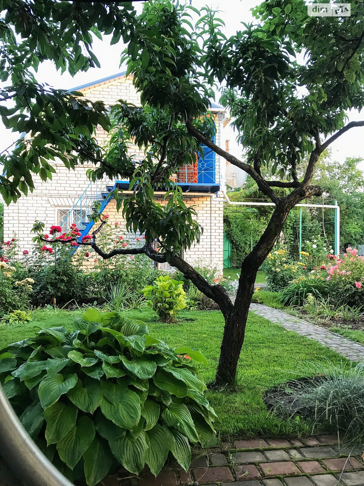 двоповерховий будинок з гаражем, 63 кв. м, цегла силікатна. Продаж в Миколаєві фото 1 двоповерховий будинок з гаражем, 63 кв. м, цегла силікатна. Продаж в Миколаєві фото 1