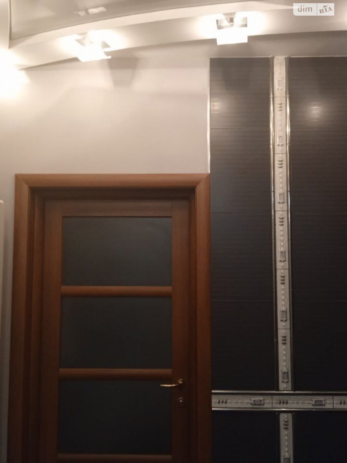 двухэтажный дом с балконом, 71.6 кв. м, ракушечник (ракушняк). Продажа в Николаеве район Заводской фото 1 двухэтажный дом с балконом, 71.6 кв. м, ракушечник (ракушняк). Продажа в Николаеве район Заводской фото 1
