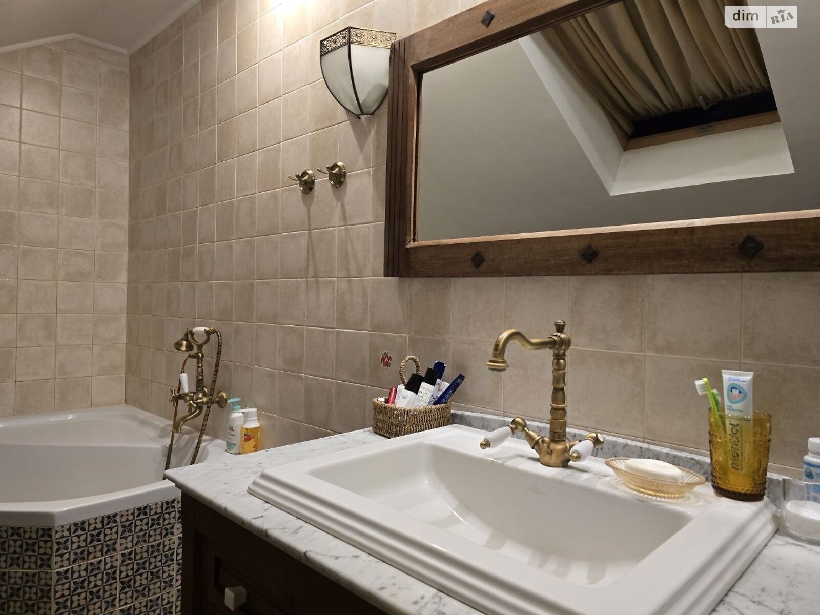 двоповерховий будинок з опаленням, 160 кв. м, керамічний блок. Продаж у Миколаївці фото 1