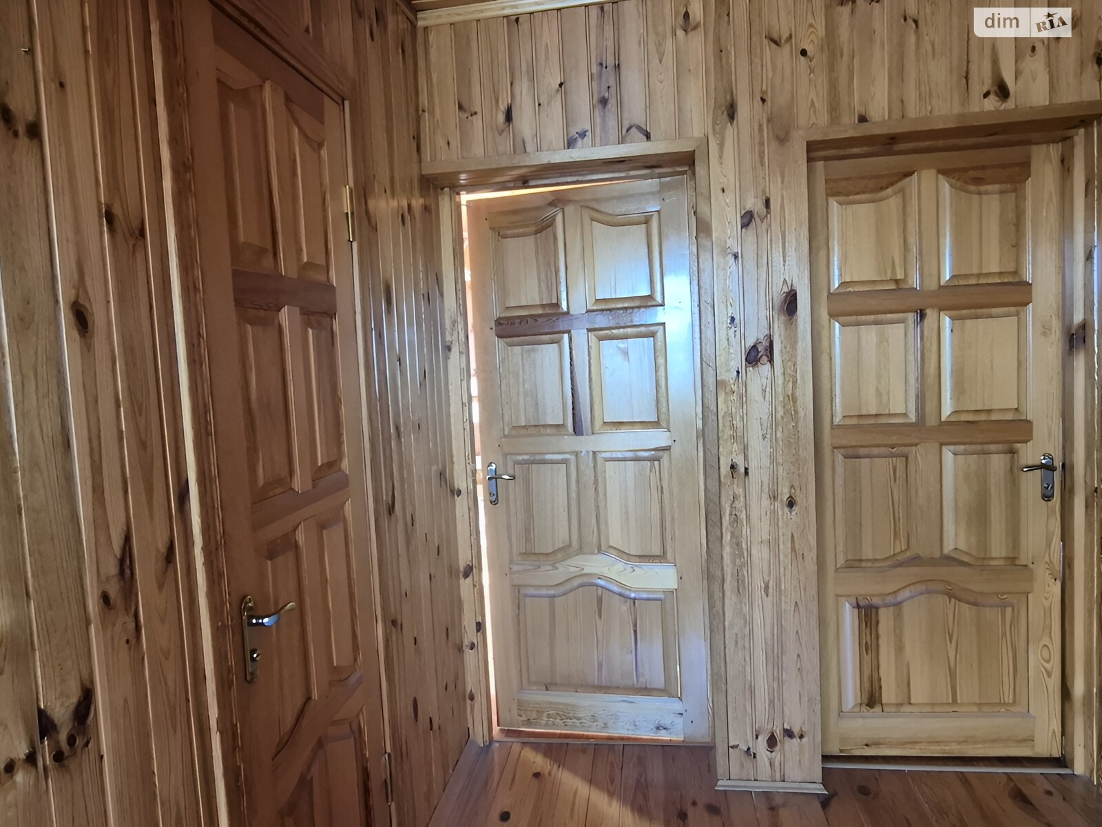 триповерховий будинок з ремонтом, 159.2 кв. м, пінобетон. Продаж у Миколаївці фото 1 триповерховий будинок з ремонтом, 159.2 кв. м, пінобетон. Продаж у Миколаївці фото 1