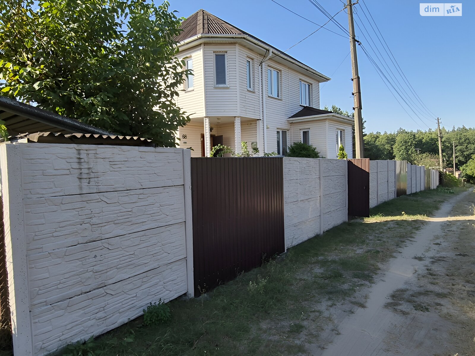 триповерховий будинок з ремонтом, 159.2 кв. м, пінобетон. Продаж у Миколаївці фото 1 триповерховий будинок з ремонтом, 159.2 кв. м, пінобетон. Продаж у Миколаївці фото 1