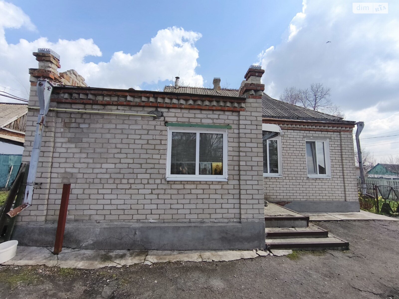 одноэтажный дом с гаражом, 65 кв. м, кирпич. Продажа в Николаевке фото 1 одноэтажный дом с гаражом, 65 кв. м, кирпич. Продажа в Николаевке фото 1