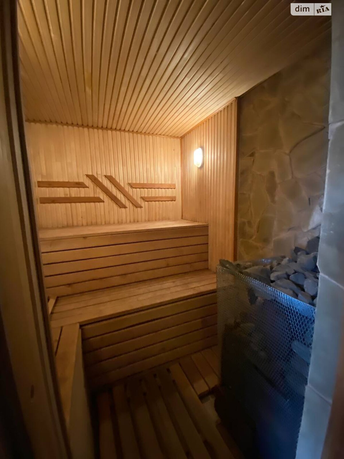 двоповерховий будинок бесідка, 345 кв. м, цегла. Продаж у Новій Дофінівці фото 1 двоповерховий будинок бесідка, 345 кв. м, цегла. Продаж у Новій Дофінівці фото 1