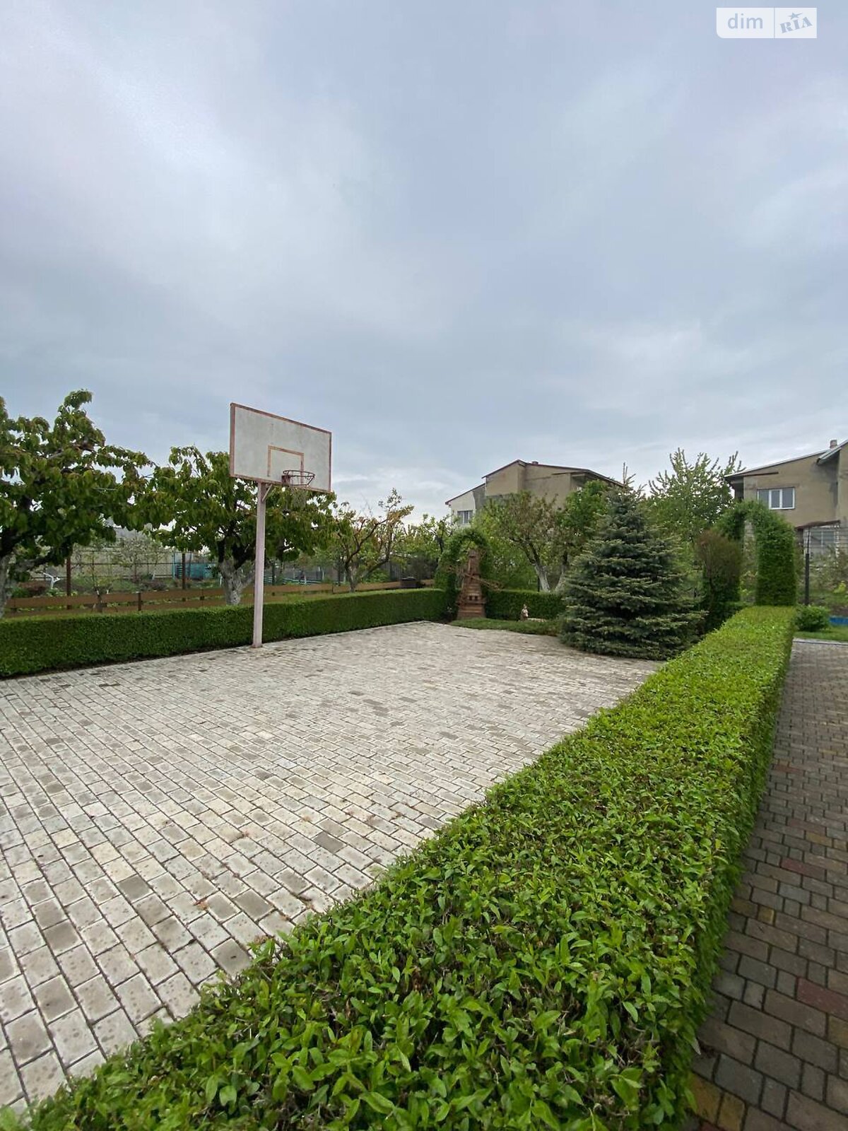 двоповерховий будинок бесідка, 345 кв. м, цегла. Продаж у Новій Дофінівці фото 1 двоповерховий будинок бесідка, 345 кв. м, цегла. Продаж у Новій Дофінівці фото 1