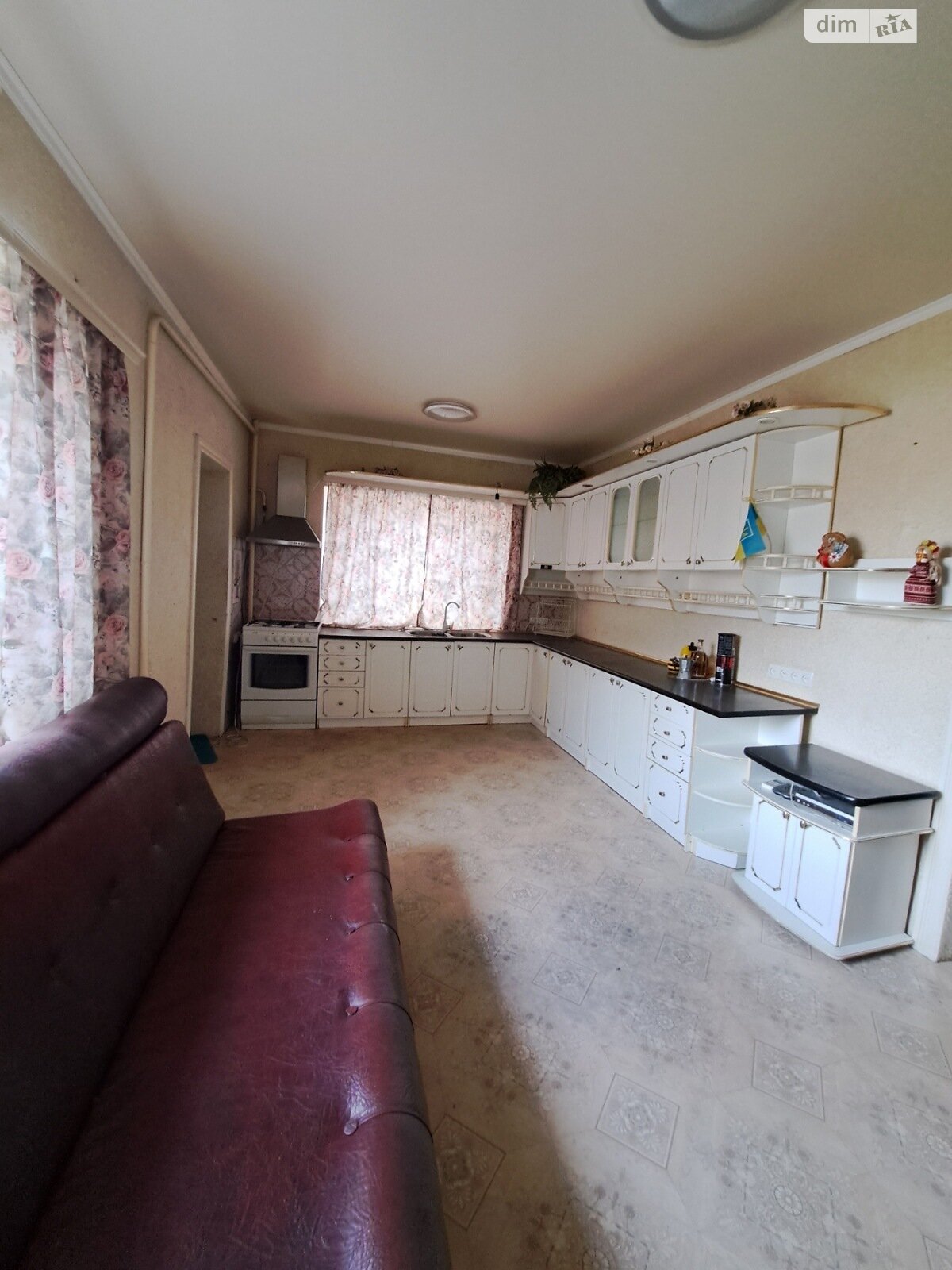 двухэтажный дом с гаражом, 79.3 кв. м, кирпич. Продажа в НоваяОдессе фото 1