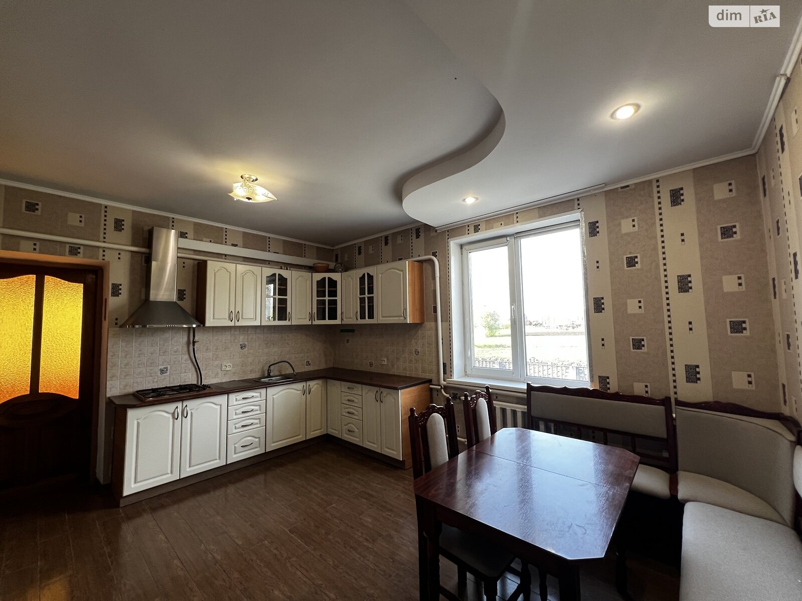 одноэтажный дом с верандой, 216.9 кв. м, кирпич. Продажа в Новой Прилуке фото 1 одноэтажный дом с верандой, 216.9 кв. м, кирпич. Продажа в Новой Прилуке фото 1