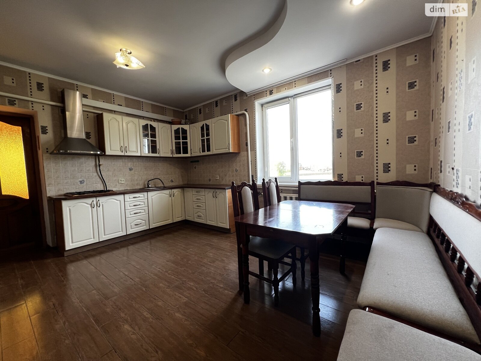 одноэтажный дом с верандой, 216.9 кв. м, кирпич. Продажа в Новой Прилуке фото 1 одноэтажный дом с верандой, 216.9 кв. м, кирпич. Продажа в Новой Прилуке фото 1