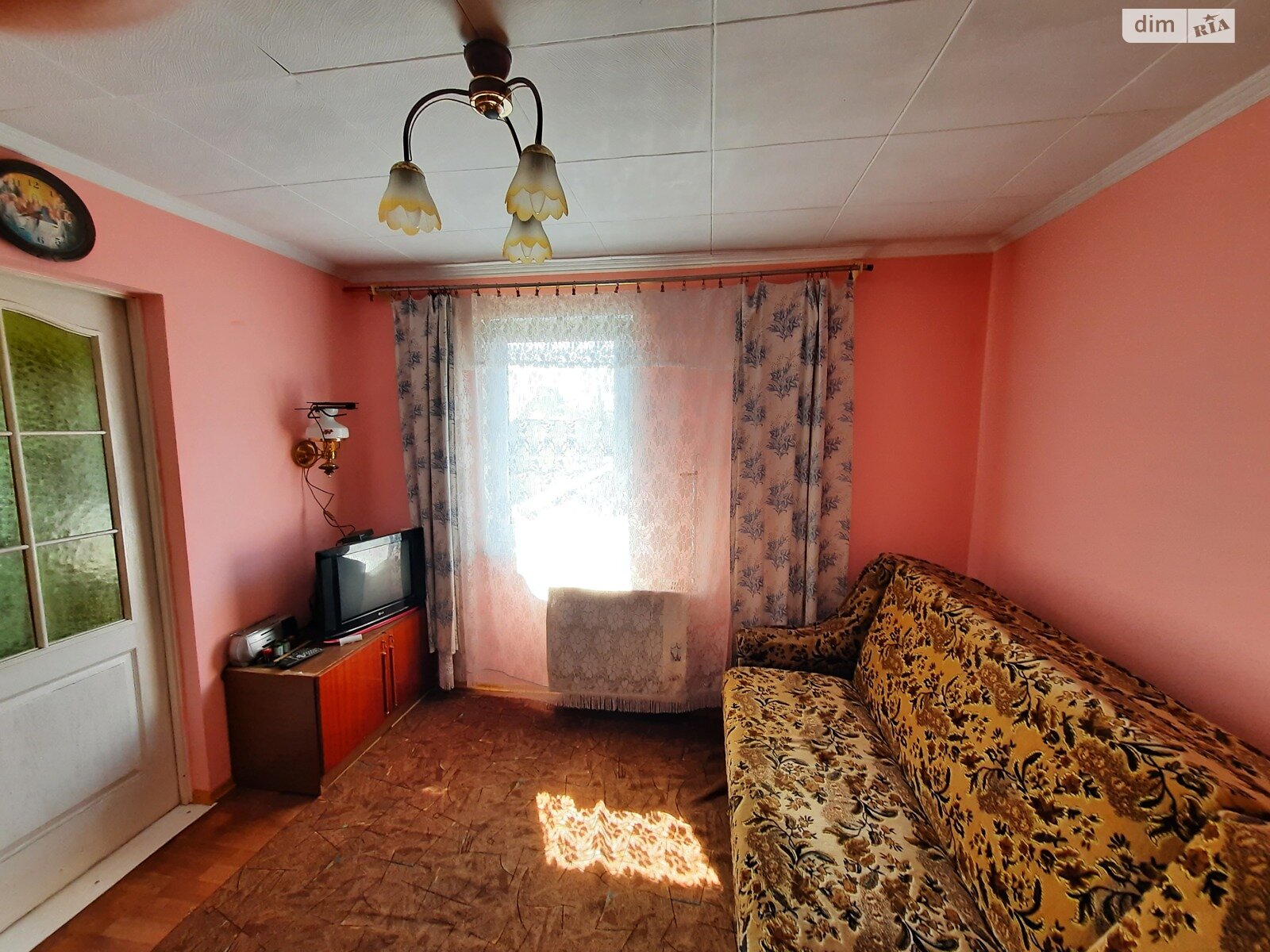 одноэтажный дом с отоплением, 40 кв. м, кирпич. Продажа в Новой Украинке фото 1