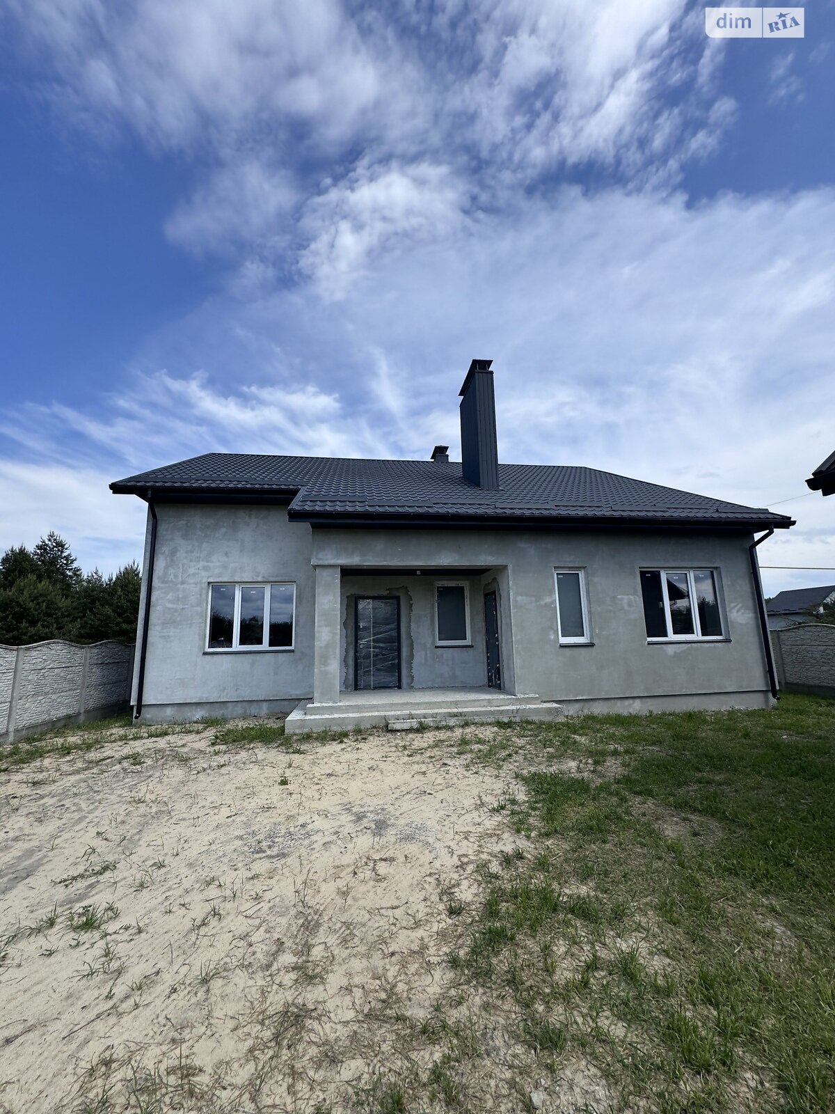двухэтажный дом с гаражом, 200 кв. м, кирпич. Продажа в Новой Украинке фото 1 двухэтажный дом с гаражом, 200 кв. м, кирпич. Продажа в Новой Украинке фото 1