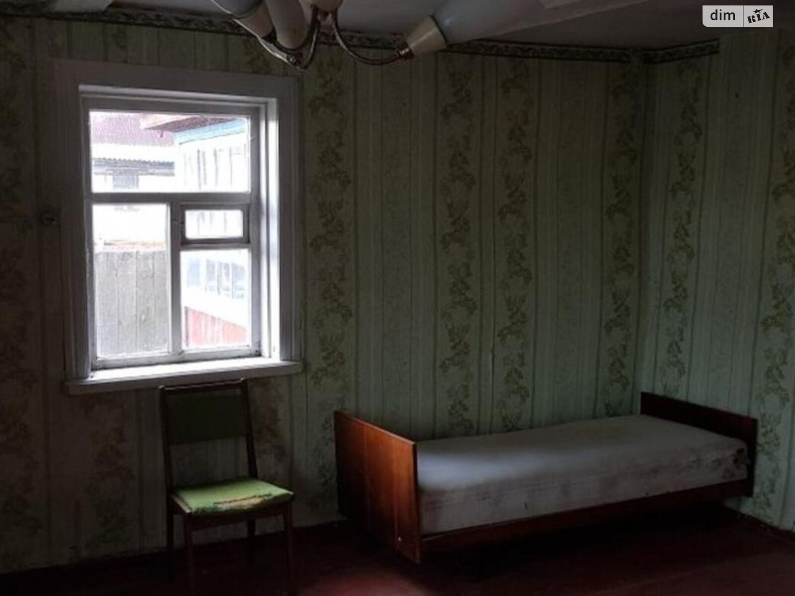 одноповерховий будинок з гаражем, 55 кв. м, сруб. Продаж у Новгород-Сіверському фото 1 одноповерховий будинок з гаражем, 55 кв. м, сруб. Продаж у Новгород-Сіверському фото 1