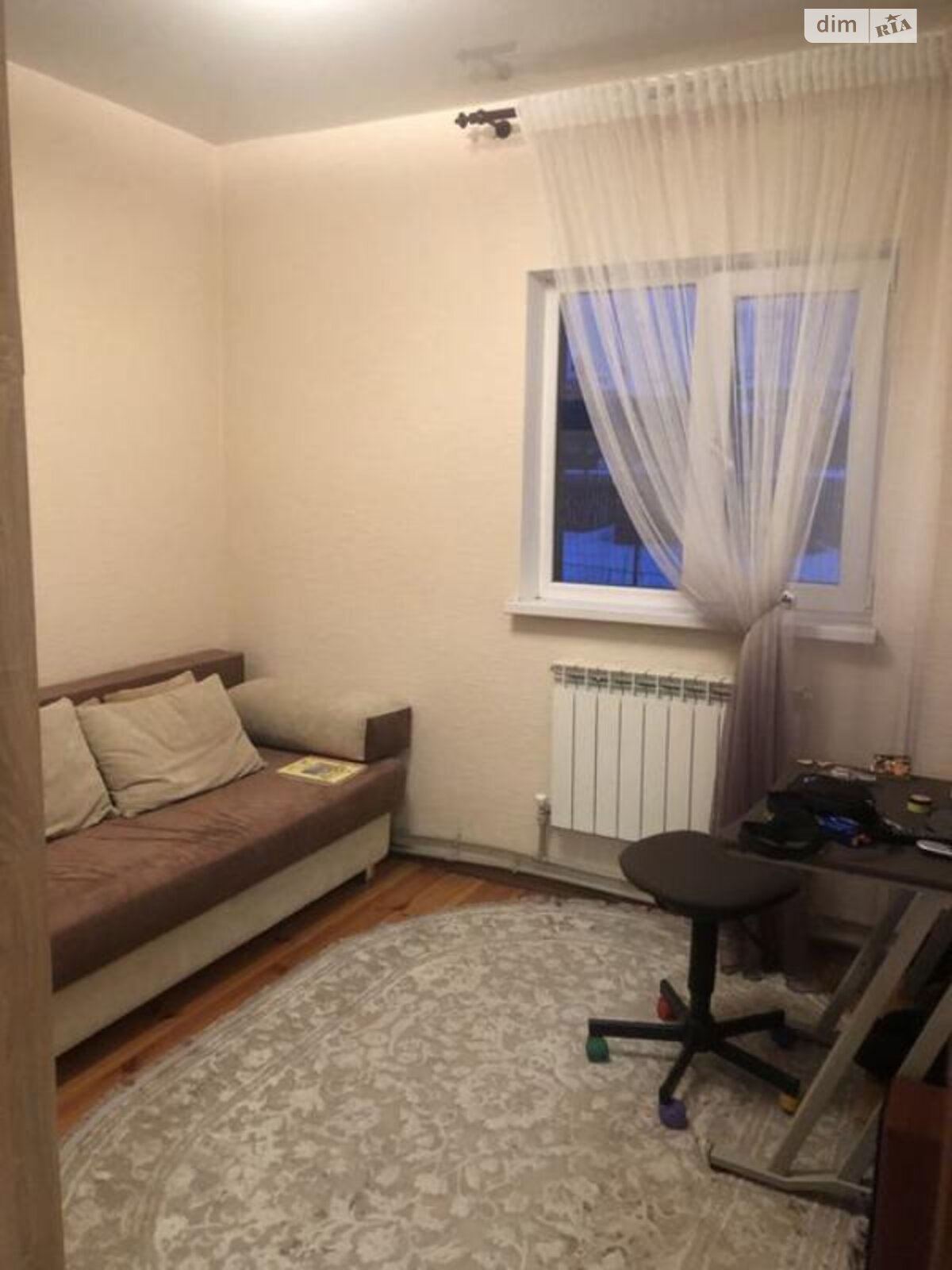 двухэтажный дом с гаражом, 95 кв. м, сруб. Продажа в Новгороде-Северском фото 1 двухэтажный дом с гаражом, 95 кв. м, сруб. Продажа в Новгороде-Северском фото 1