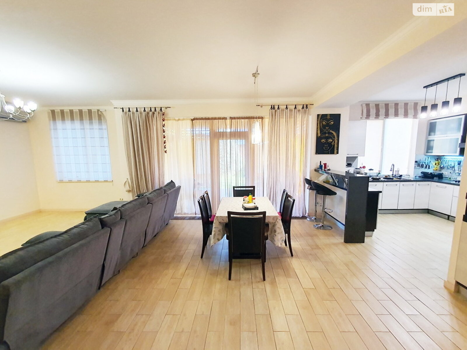 двухэтажный дом, 220 кв. м, газобетон. Продажа в Новоалександровке фото 1 двухэтажный дом, 220 кв. м, газобетон. Продажа в Новоалександровке фото 1